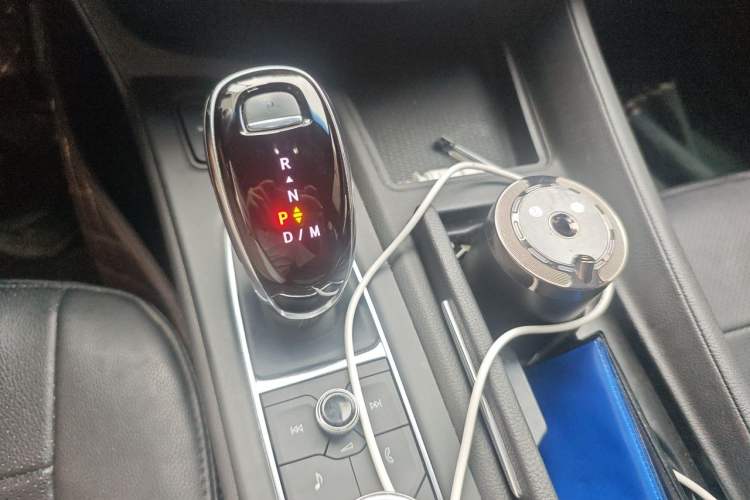 Used Cadillac CT5 2021 28T Fashion Edition Gear Lever