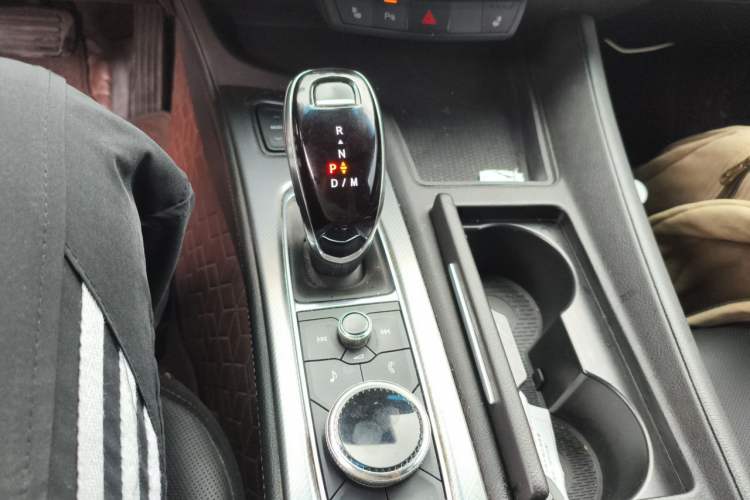 Used Cadillac CT5 2021 28T Luxury Model Gear Lever