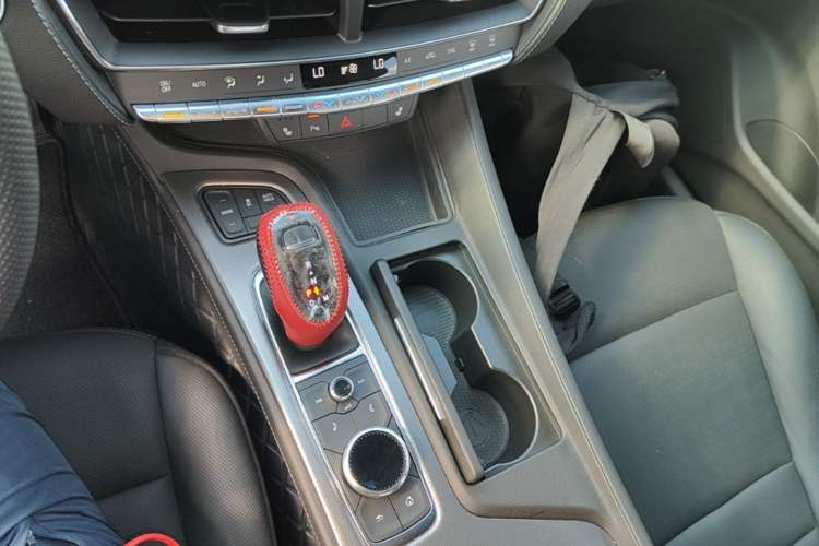 Used Cadillac CT5 2021 28T Luxury Model Gear Lever