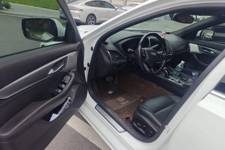 Used Cadillac CT5 2021 28T Prestige Edition Interior 3