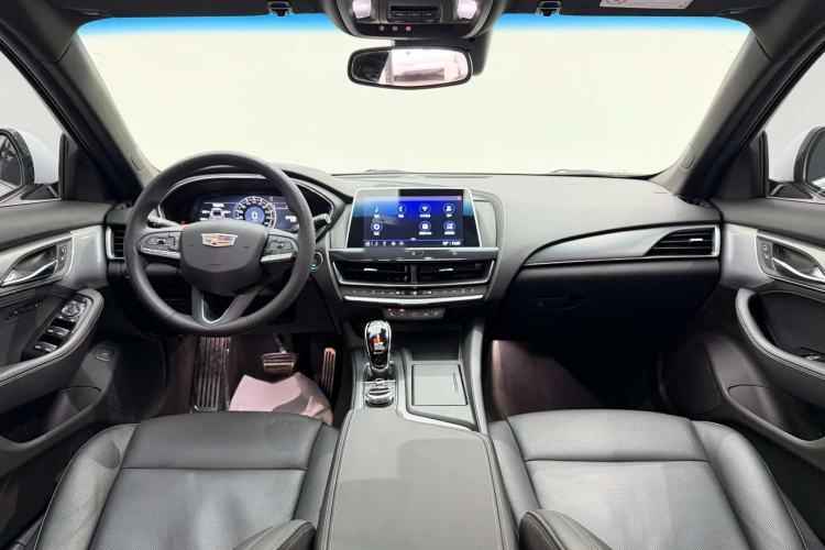 Used Cadillac CT5 2021 28T Prestige Edition Interior 4