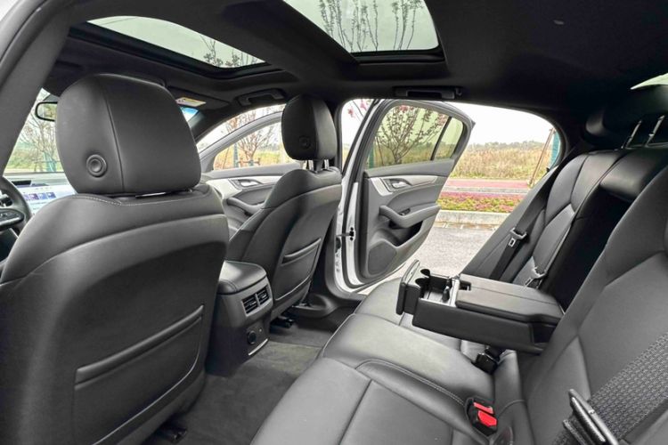 Used Cadillac CT5 2021 Revised 28T Luxury Version Interior 6