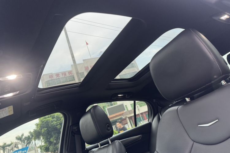 Used Cadillac CT5 2021 28T Luxury Model Interior 8