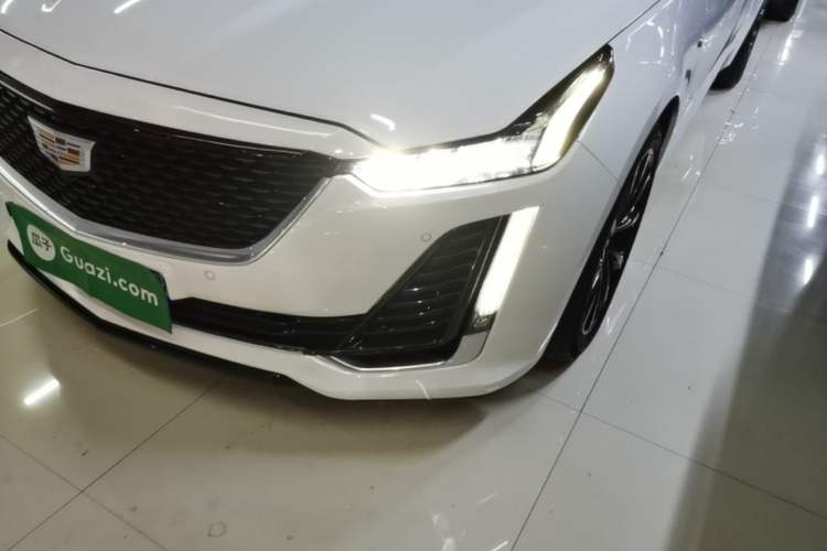 Used Cadillac CT5 2021 28T Luxury Model Left Front Headlight