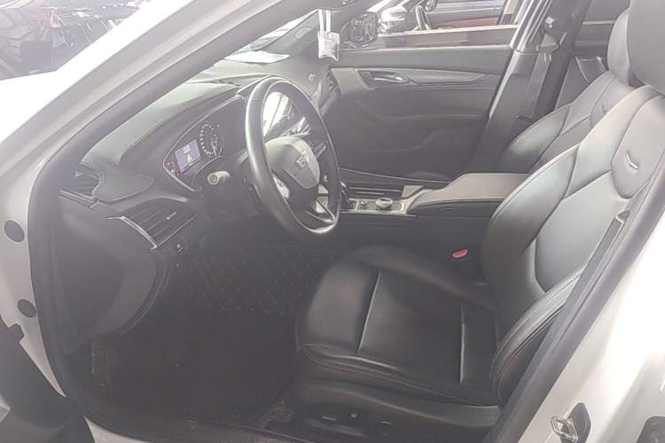 Used Cadillac CT5 2021 Revised 28T Luxury Version Left Front Seat