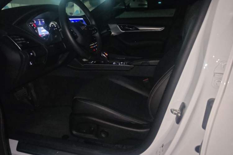 Used Cadillac CT5 2021 Revised 28T Luxury Version Left Front Seat