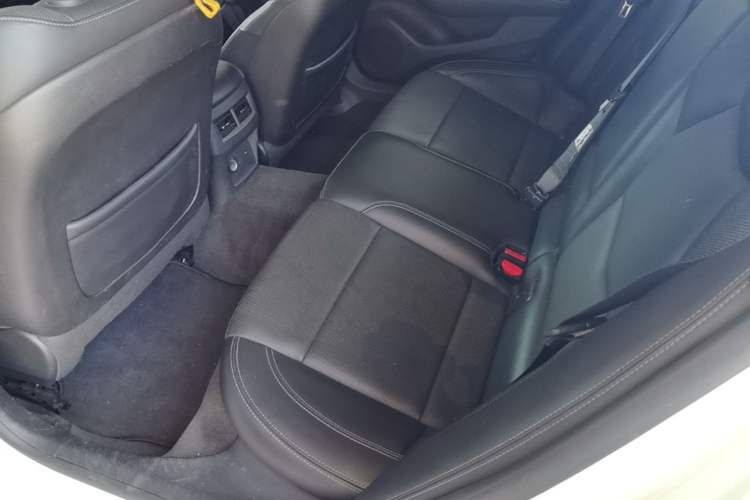 Used Cadillac CT5 2021 Revised 28T Luxury Version Left Rear Seat