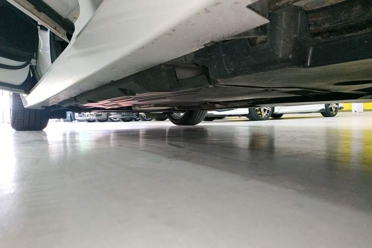 Used Cadillac CT5 2021 Revised 28T Luxury Version Left Side Sill