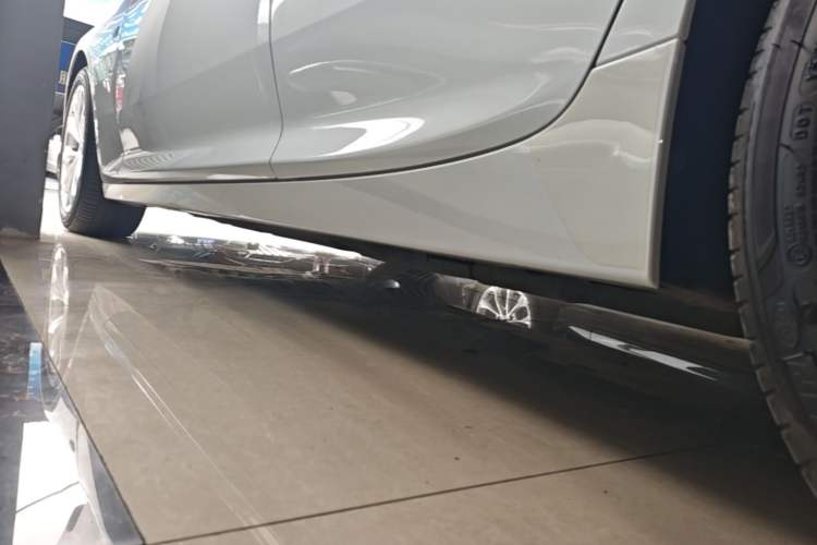 Used Cadillac CT5 2021 Revised 28T Luxury Version Left Side Sill
