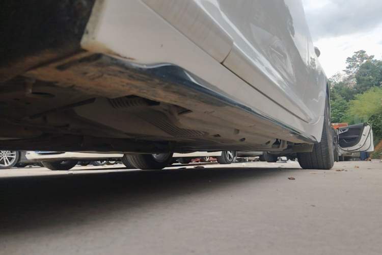 Used Cadillac CT5 2021 28T Advanced Sport Model Left Side Sill
