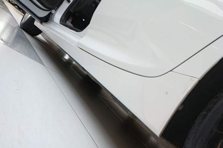 Used Cadillac CT5 2021 Revised 28T Luxury Version Left Side Sill