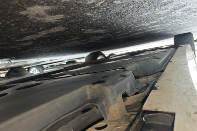 Used Cadillac CT5 2021 Revised 28T Luxury Version Left Side Sill