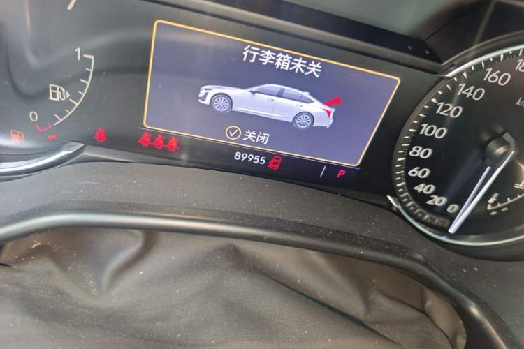 Used Cadillac CT5 2021 Revised 28T Luxury Version Odometer Close Up