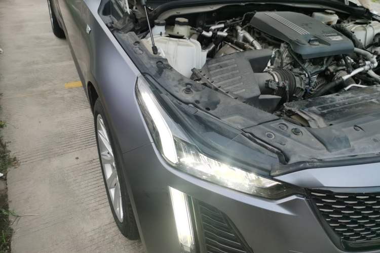 Used Cadillac CT5 2021 28T Fashion Edition Right Front Headlight