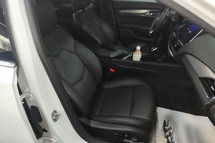 Used Cadillac CT5 2021 28T Prestige Edition Right Front Seat