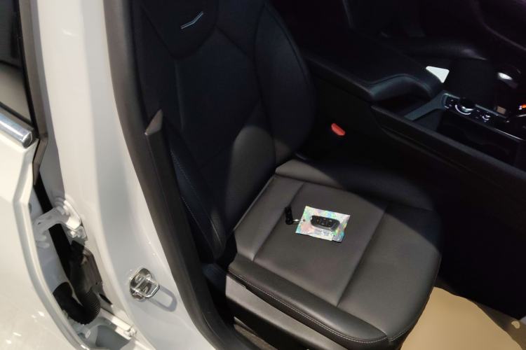 Used Cadillac CT5 2021 Revised 28T Luxury Version Right Front Seat