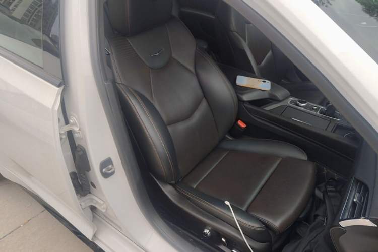 Used Cadillac CT5 2021 28T Advanced Sport Model Right Front Seat