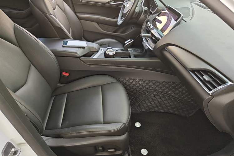 Used Cadillac CT5 2021 28T Luxury Model Right Front Seat