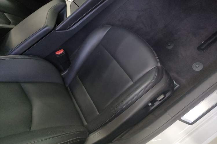 Used Cadillac CT5 2021 Revised 28T Luxury Version Right Front Seat