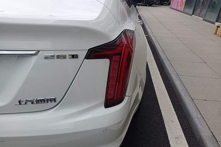 Used Cadillac CT5 2021 Revised 28T Luxury Version Right Rear Taillight