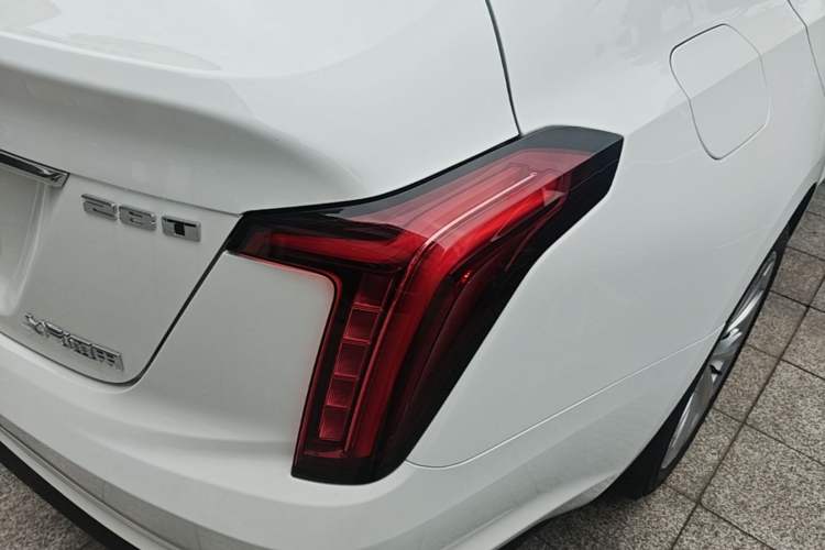 Used Cadillac CT5 2021 Revised 28T Luxury Version Right Rear Taillight