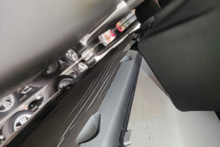 Used Cadillac CT5 2021 Revised 28T Luxury Version Right Side Sill