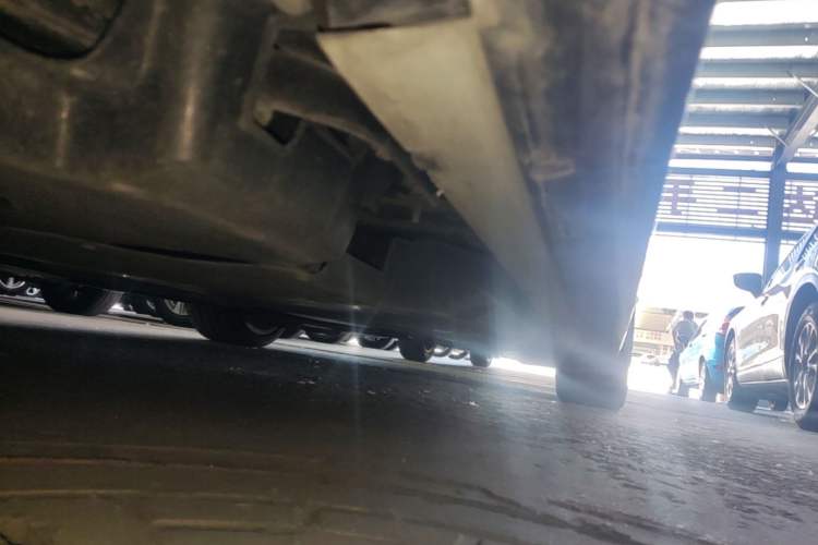 Used Cadillac CT5 2021 28T Platinum Sport Model Right Side Sill