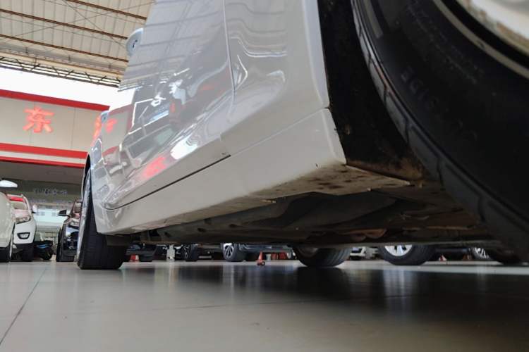 Used Cadillac CT5 2021 28T Luxury Model Right Side Sill