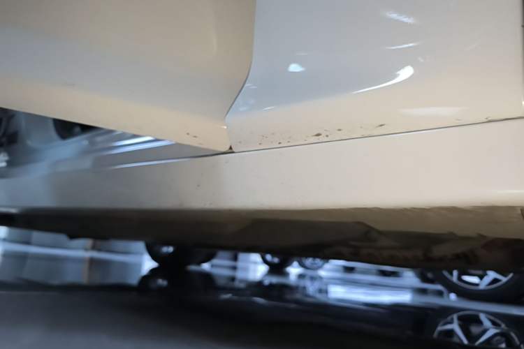 Used Cadillac CT5 2021 Revised 28T Luxury Version Right Side Sill