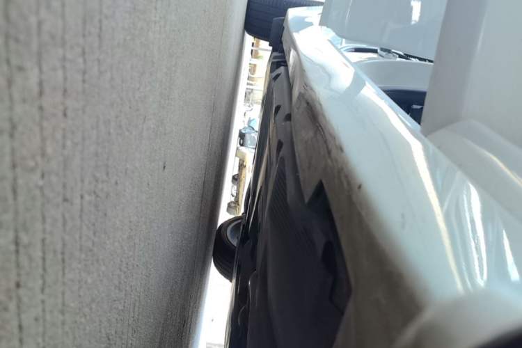 Used Cadillac CT5 2021 Revised 28T Luxury Version Right Side Sill