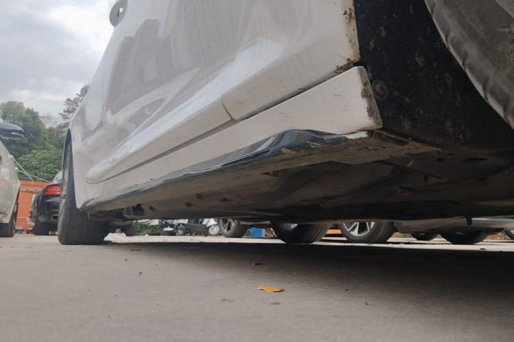 Used Cadillac CT5 2021 28T Advanced Sport Model Right Side Sill