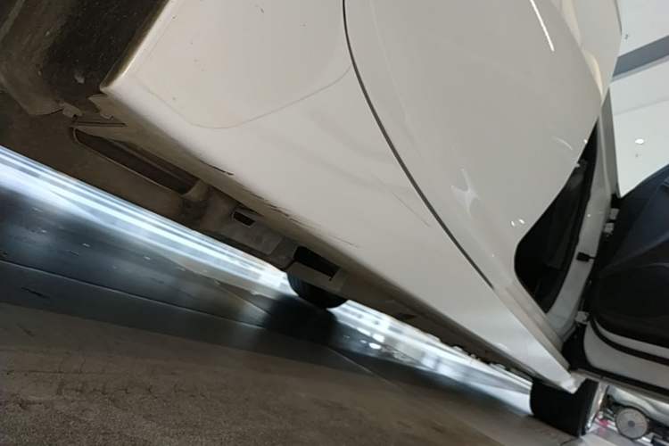 Used Cadillac CT5 2021 Revised 28T Luxury Version Right Side Sill