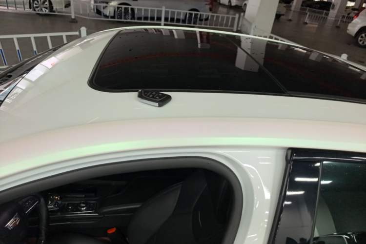 Used Cadillac CT5 2021 28T Luxury Model Roof