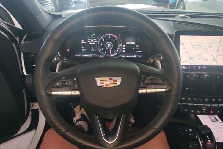 Used Cadillac CT5 2021 28T Platinum Sport Model Steering Wheel