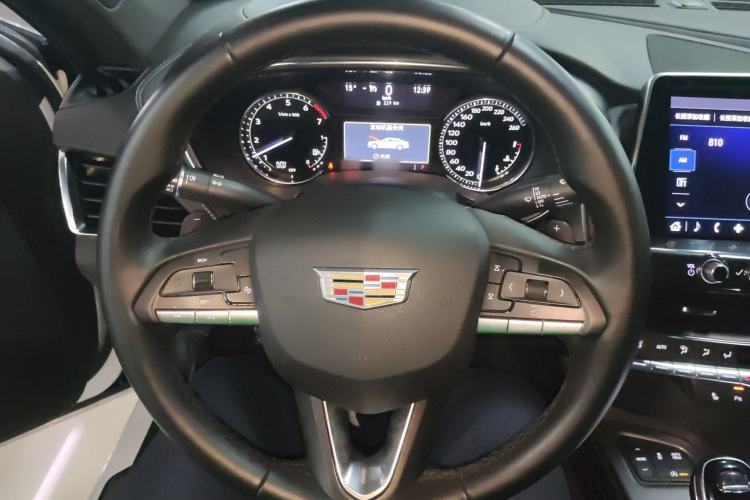 Used Cadillac CT5 2021 Revised 28T Luxury Version Steering Wheel