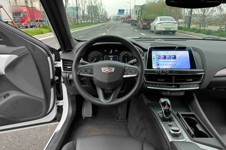 Used Cadillac CT5 2021 Revised 28T Luxury Version Steering Wheel