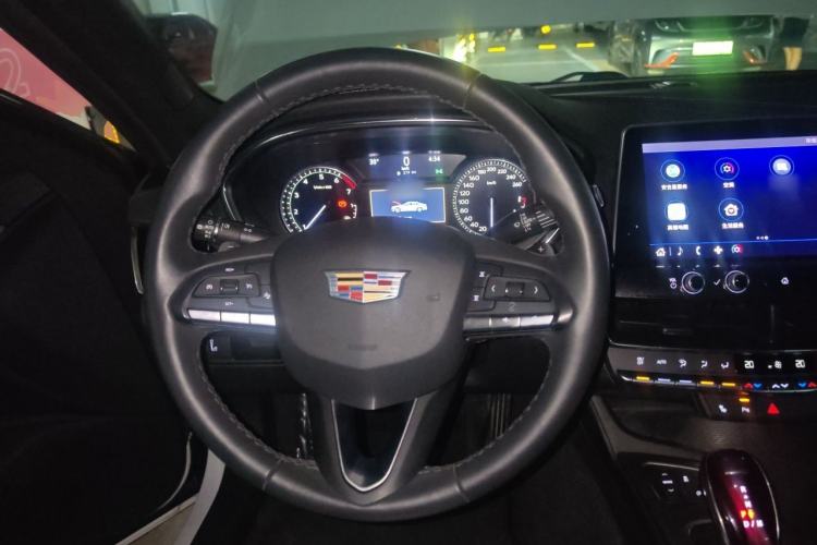 Used Cadillac CT5 2021 Revised 28T Luxury Version Steering Wheel
