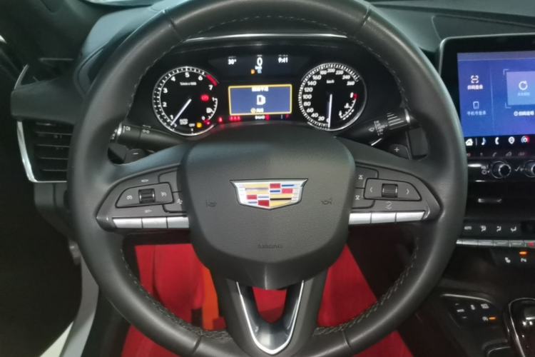 Used Cadillac CT5 2021 28T Luxury Model Steering Wheel