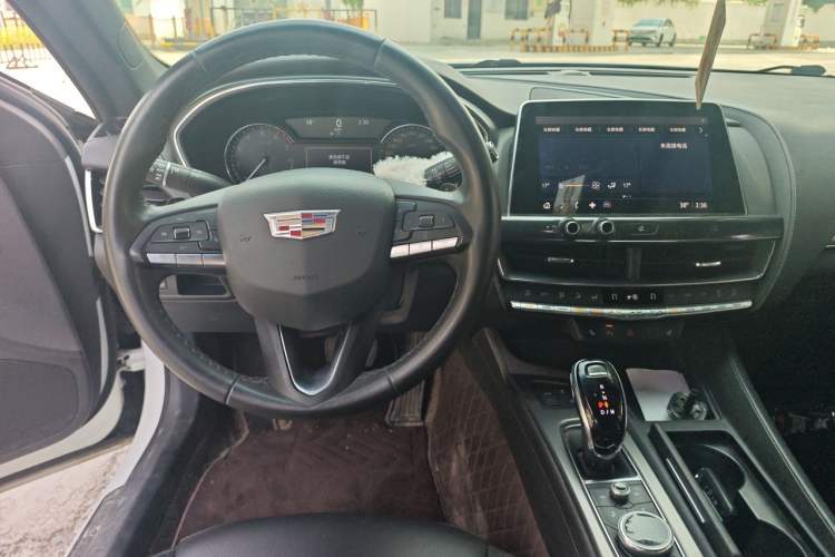 Used Cadillac CT5 2021 Revised 28T Luxury Version Steering Wheel