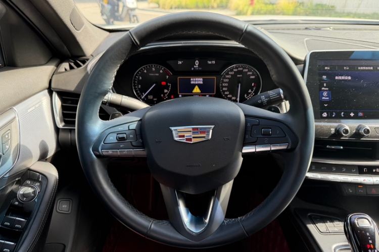 Used Cadillac CT5 2021 Revised 28T Luxury Version Steering Wheel
