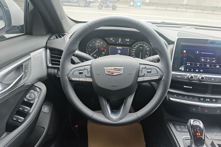 Used Cadillac CT5 2021 Revised 28T Luxury Version Steering Wheel