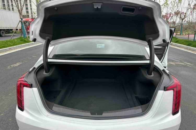 Used Cadillac CT5 2021 Revised 28T Luxury Version Trunk