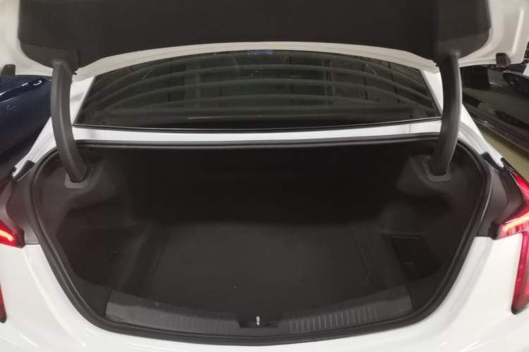Used Cadillac CT5 2021 28T Luxury Model Trunk