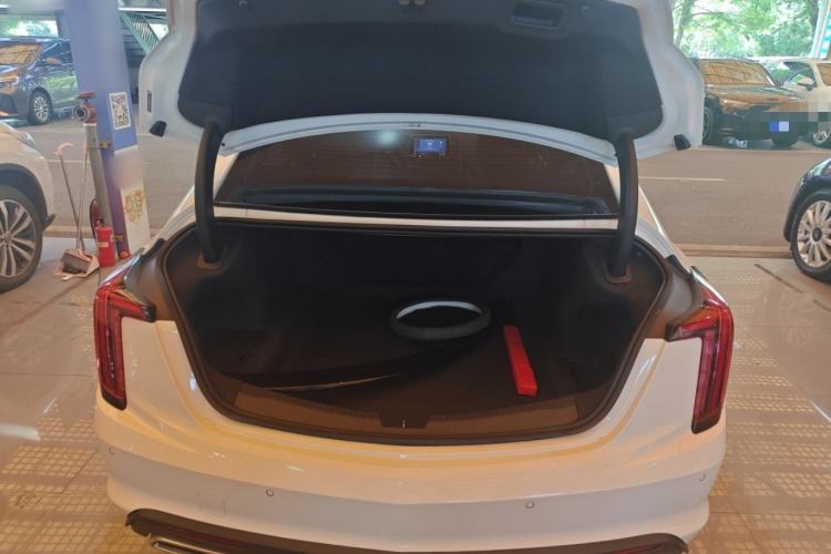 Used Cadillac CT5 2021 Revised 28T Luxury Version Trunk