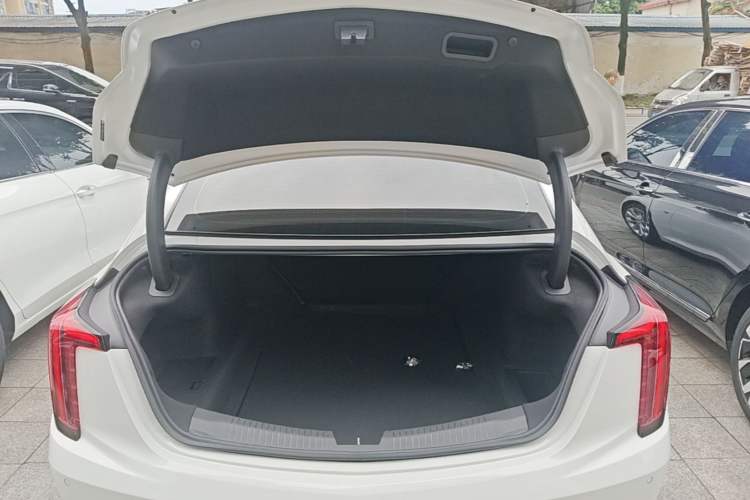 Used Cadillac CT5 2021 Revised 28T Luxury Version Trunk