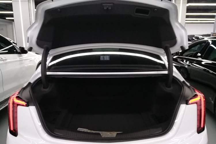 Used Cadillac CT5 2021 Revised 28T Luxury Version Trunk