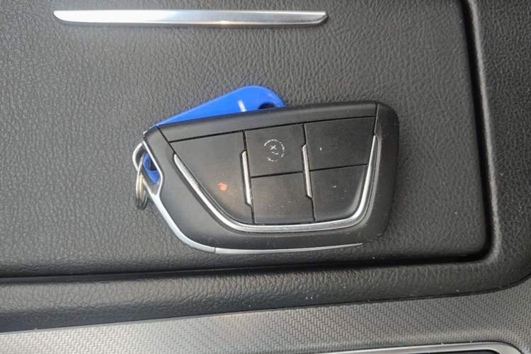 Used Cadillac CT5 2021 28T Advanced Sport Model Vehicle Key