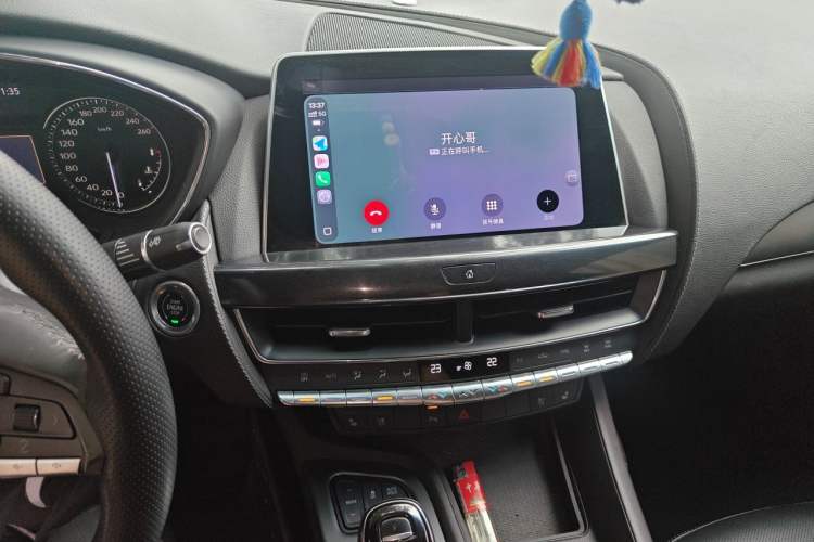 Used Cadillac CT5 2022 28T Luxury Edition Audio And AC Panel