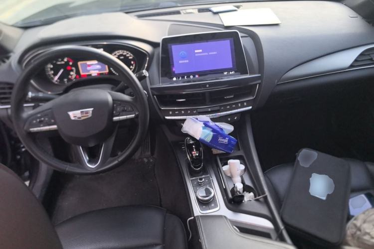 Used Cadillac CT5 2022 28T Luxury Edition Center Console