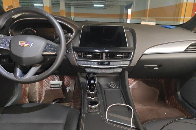 Used Cadillac CT5 2022 28T Luxury Version (Standard Edition) Center Console